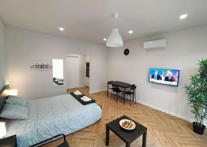 Heart Of The City Suites - B