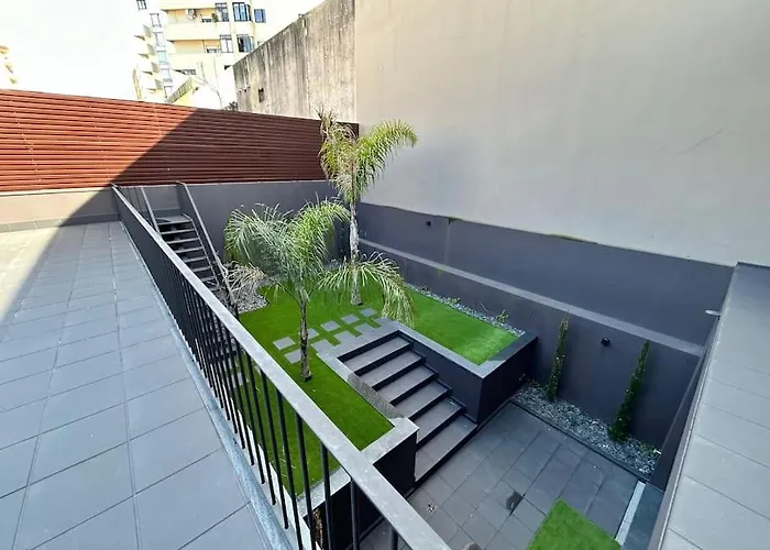 Heart Of The City Suites - B